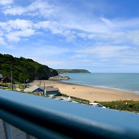 Ship Inn Aberporth Exterior photo