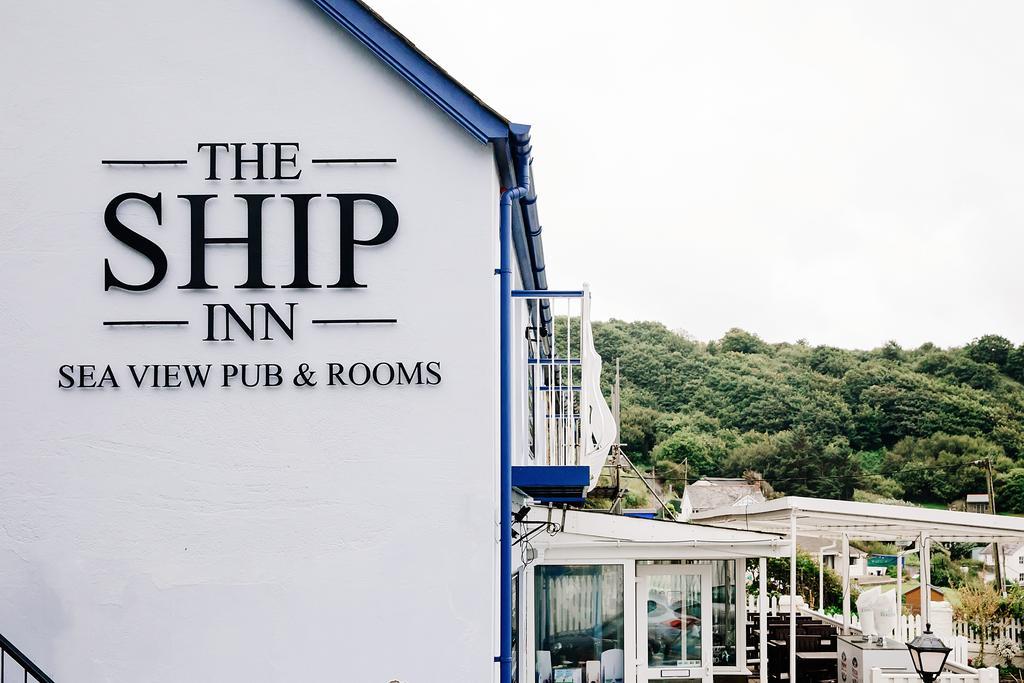 Ship Inn Aberporth Exterior photo